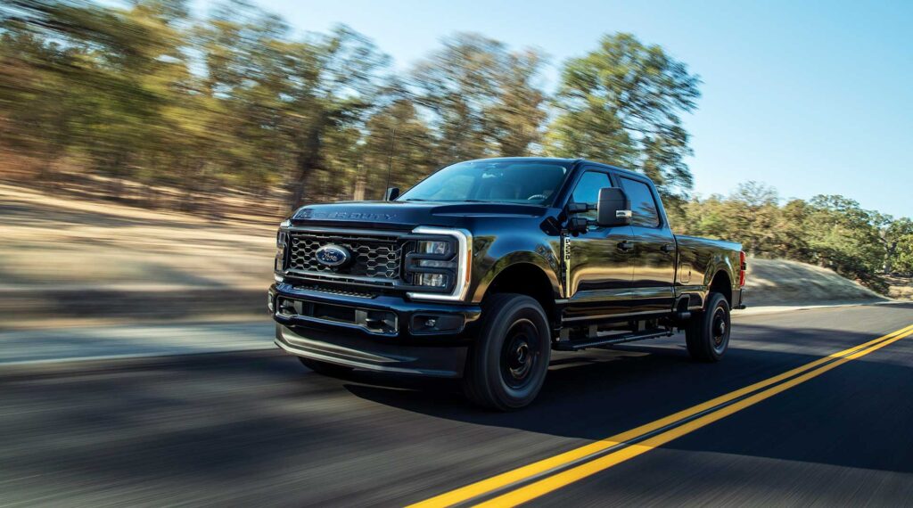 25 Ford Super Duty F 250 Xl Stx Appearance Package 02.jpg